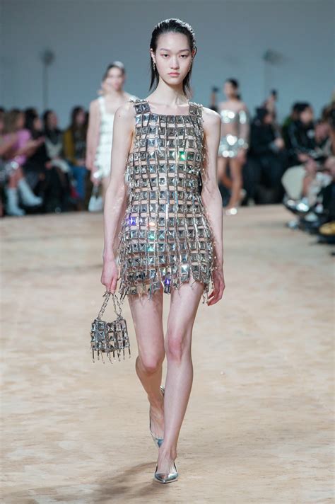 Paco Rabanne style